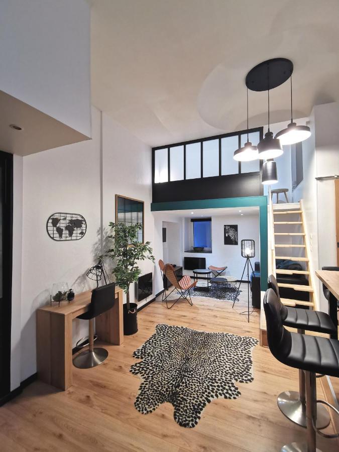 Nouveau - Au Coin Du Chateau Nantes Extérieur photo