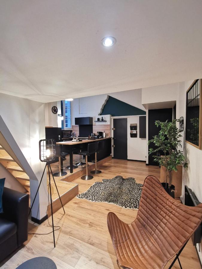 Nouveau - Au Coin Du Chateau Nantes Extérieur photo