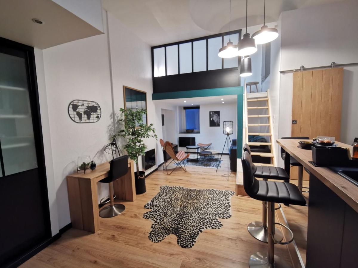 Nouveau - Au Coin Du Chateau Nantes Extérieur photo